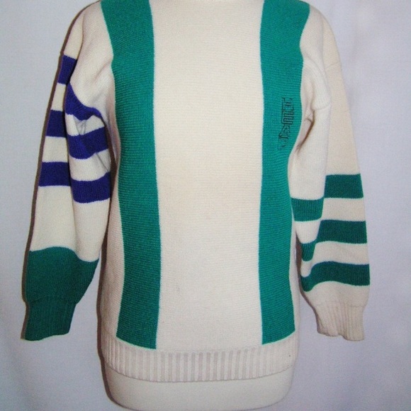 Adorable vintage 100% wool turtleneck ski sweater! - Picture 6 of 9